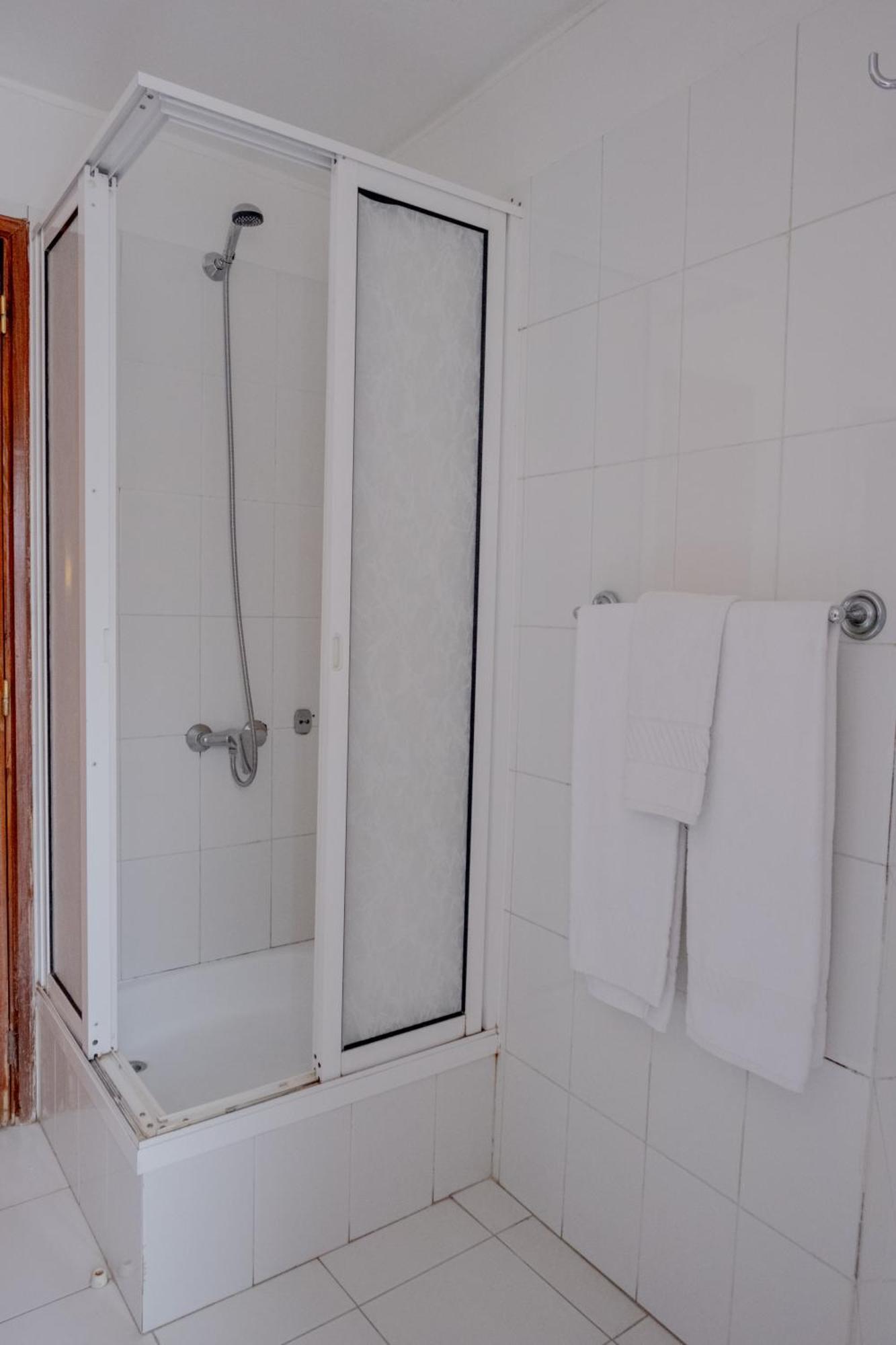 فندق Residencial Chafariz /Queimada فونشال المظهر الخارجي الصورة